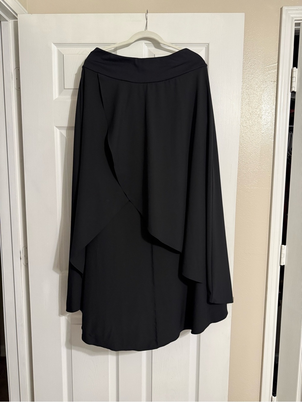 HALARA Black High-Low Asymmetric Layered Skirt XL